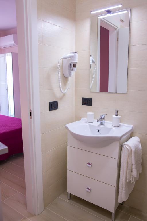 Gleda Rooms In The Square Pompeia Quarto foto